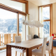 finestre chalet, chalet montagna, arredare casa montagna, scorrevoli legno, finestre legno, innova serramenti